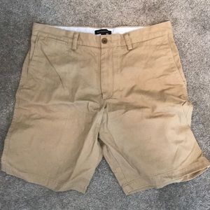 Banana Republic Men’s Shorts (size 35)